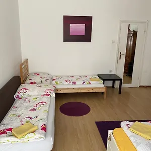 https://apartments-heine-1.vienna-besthotels.com