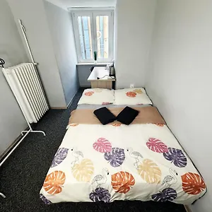 https://fantastic-apartments-ns13-room-4.warsawhotelspoland.com